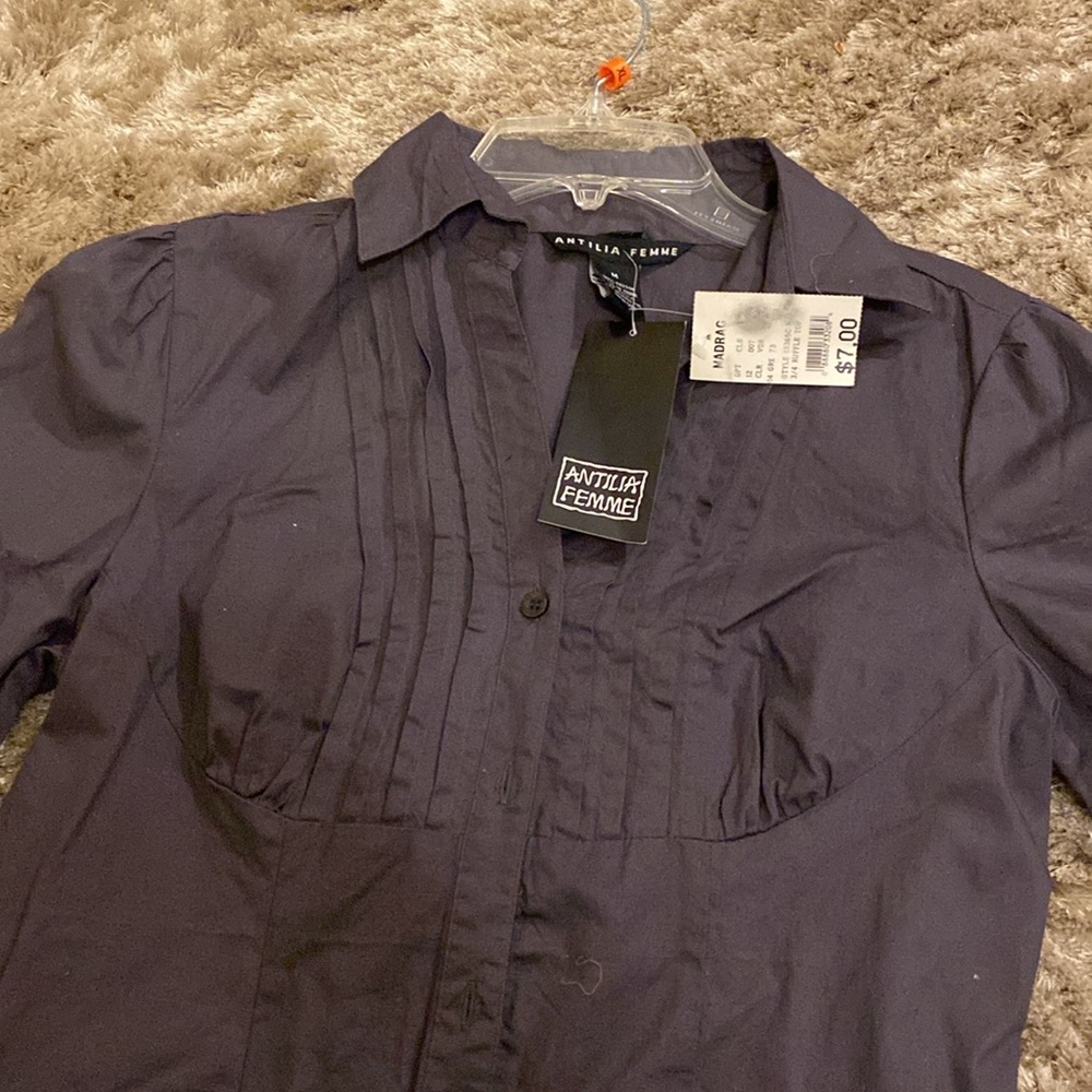 Gray top - Picture 3 of 5